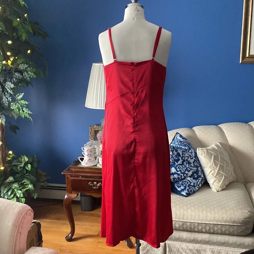 ❤️🤍💙 Red Bias cut slip dress - Picture 3 of 7